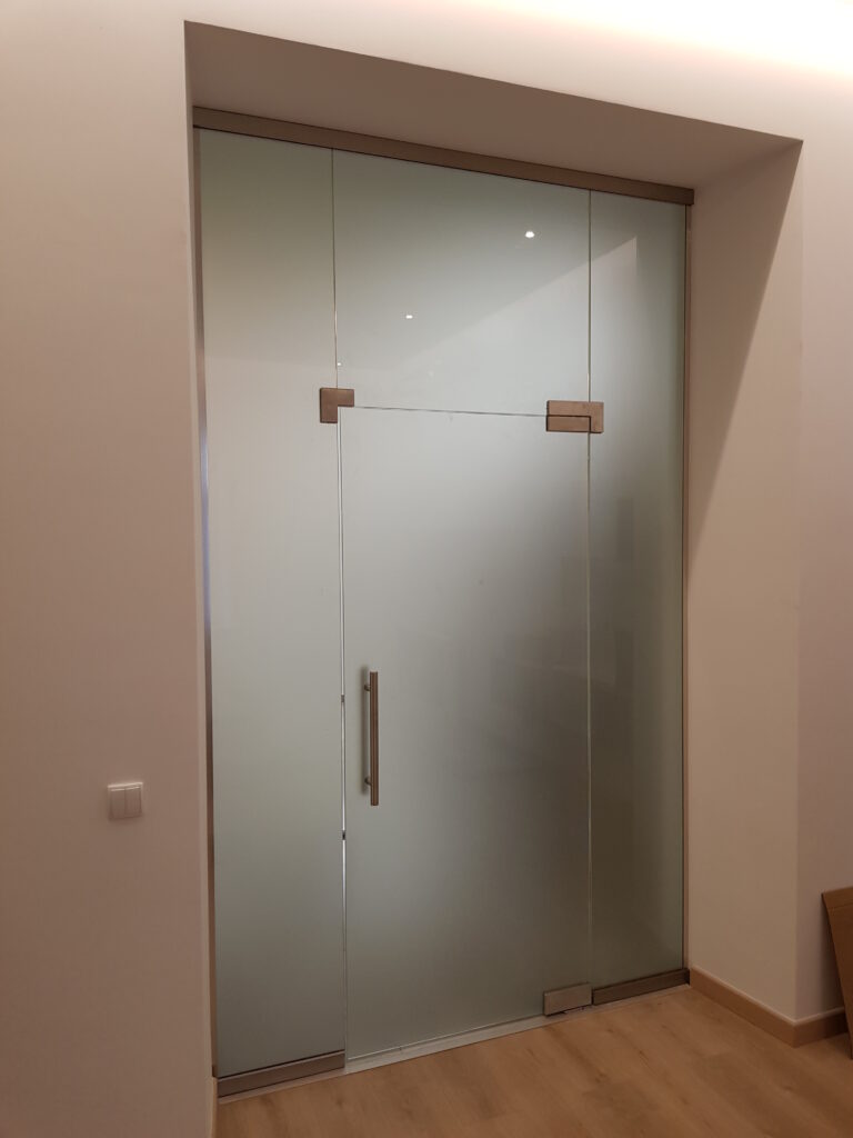 drzwi szklane realizacja Alpha glass
